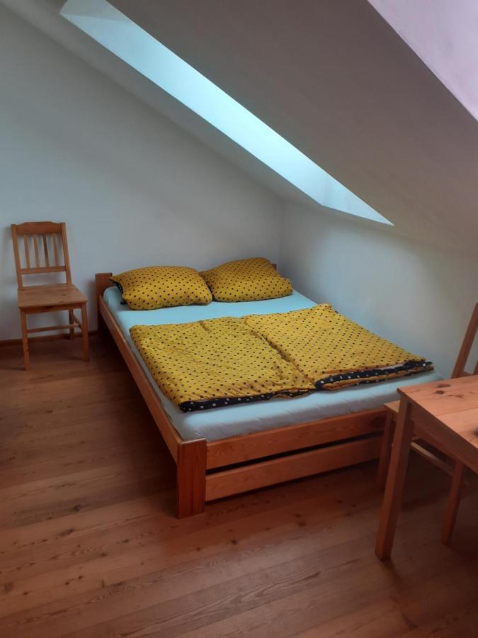 Kypruv Mlyn Villa Knínice Екстериор снимка